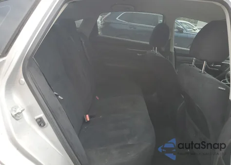 2015 Nissan Altima 2.5 z USA, uszkodzony, nr VIN 1N4AL3AP5FN882857